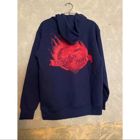 Chinatown Market Heart Hoodie - Picture 4 of 5